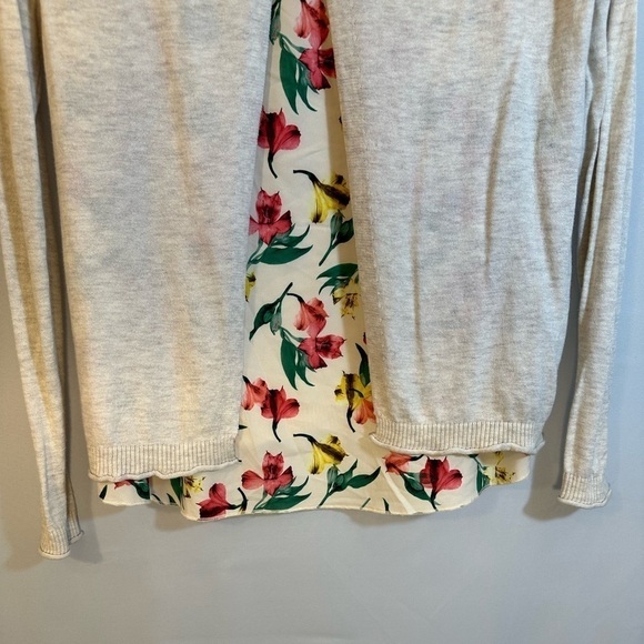 Merona Womens  Sweater Size SP Knit Long Sleeve Flower Fabric Layered Back Tan - Picture 8 of 15